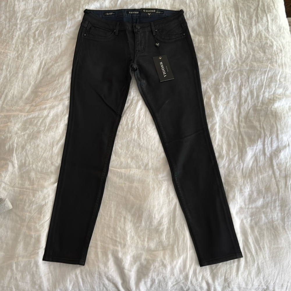 Vigoss Women’s Jagger Super Skinny Black Wax Jeans. 29x31 New with Tags.